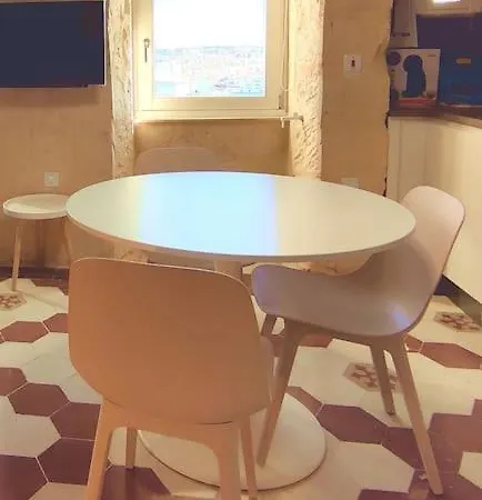 펜션 Coast 52 Savynomad Harbour Residences Wow Views 발레타
