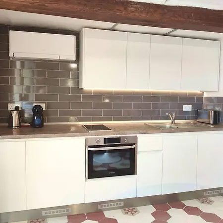 بيت للعطل Coast 52 Savynomad Harbour Residences Wow Views *