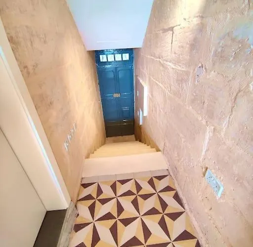 Coast 52 Savynomad Harbour Residences Wow Views 발레타