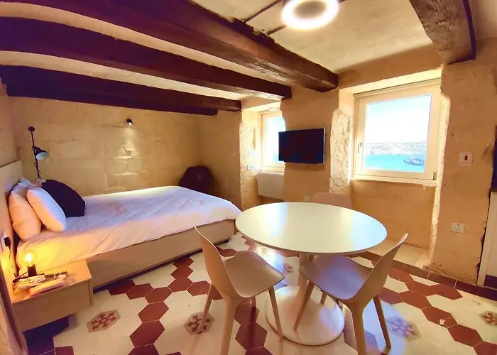 Coast 52 Savynomad Harbour Residences Wow Views * 발레타