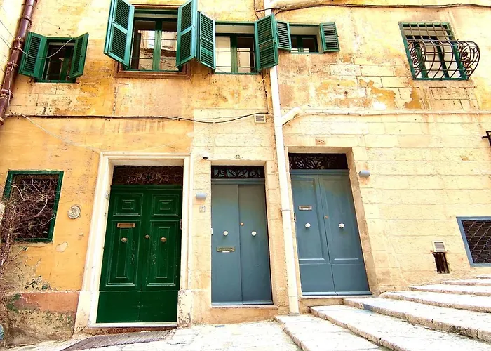 Coast 52 Savynomad Harbour Residences Wow Views