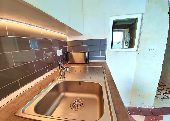 Coast 52 Savynomad Harbour Residences Wow Views